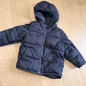 Old Navy Kids Hooded Puffer Jacket in black